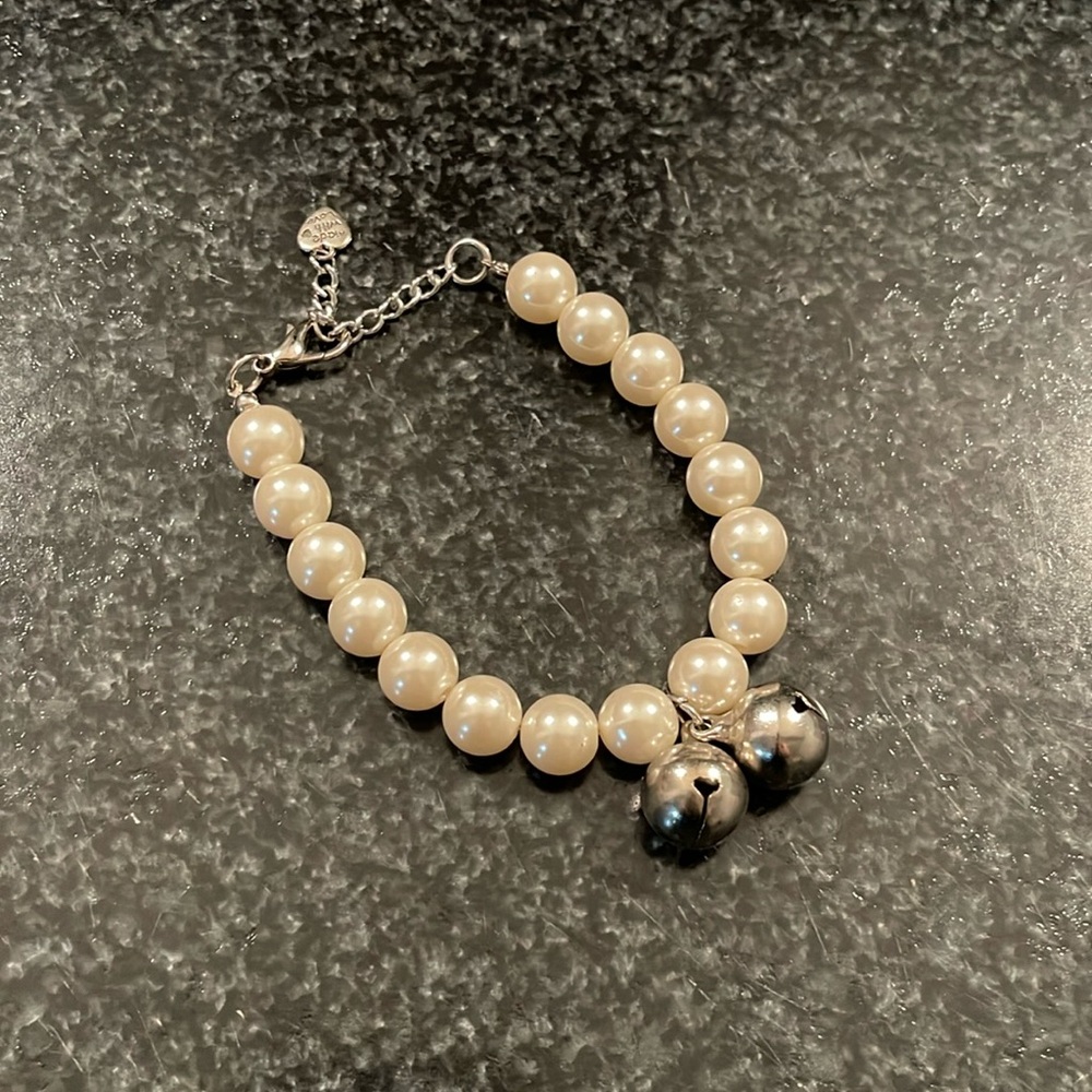 Dog/Cat: Pearl Collar with Bells